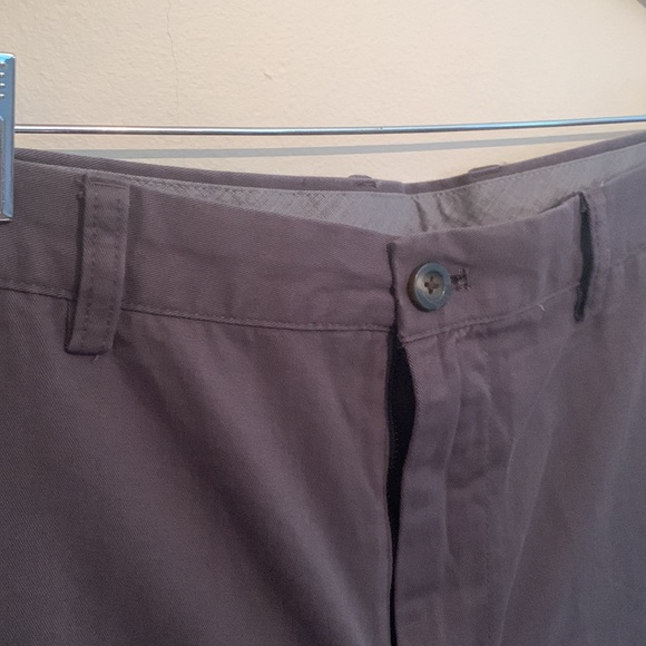 Men’s Amazon Essentials Shorts - Picture 2 of 5